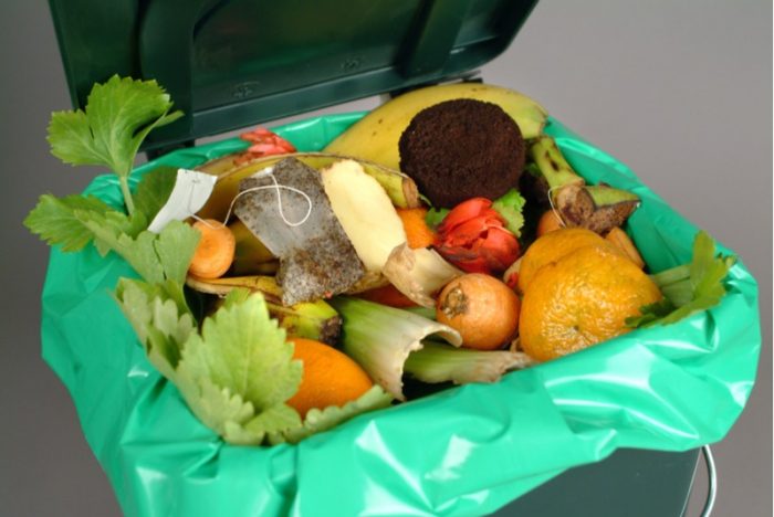 Mengelola Sampah Organik Menjadi Pupuk